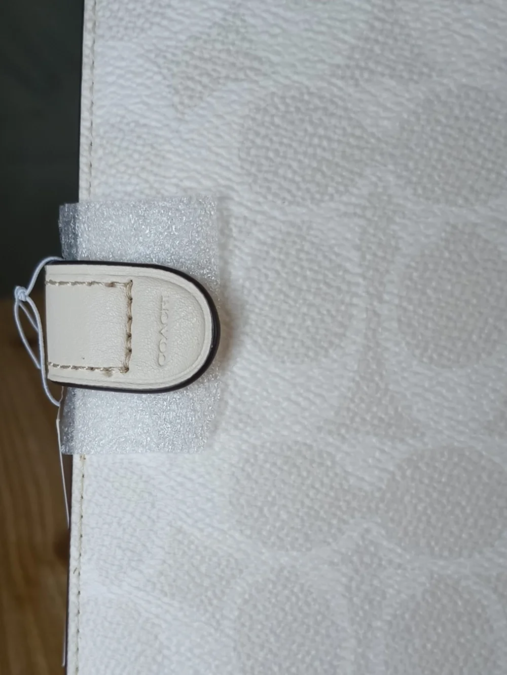 Coach White Signature Pebble Leather Agenda Cover